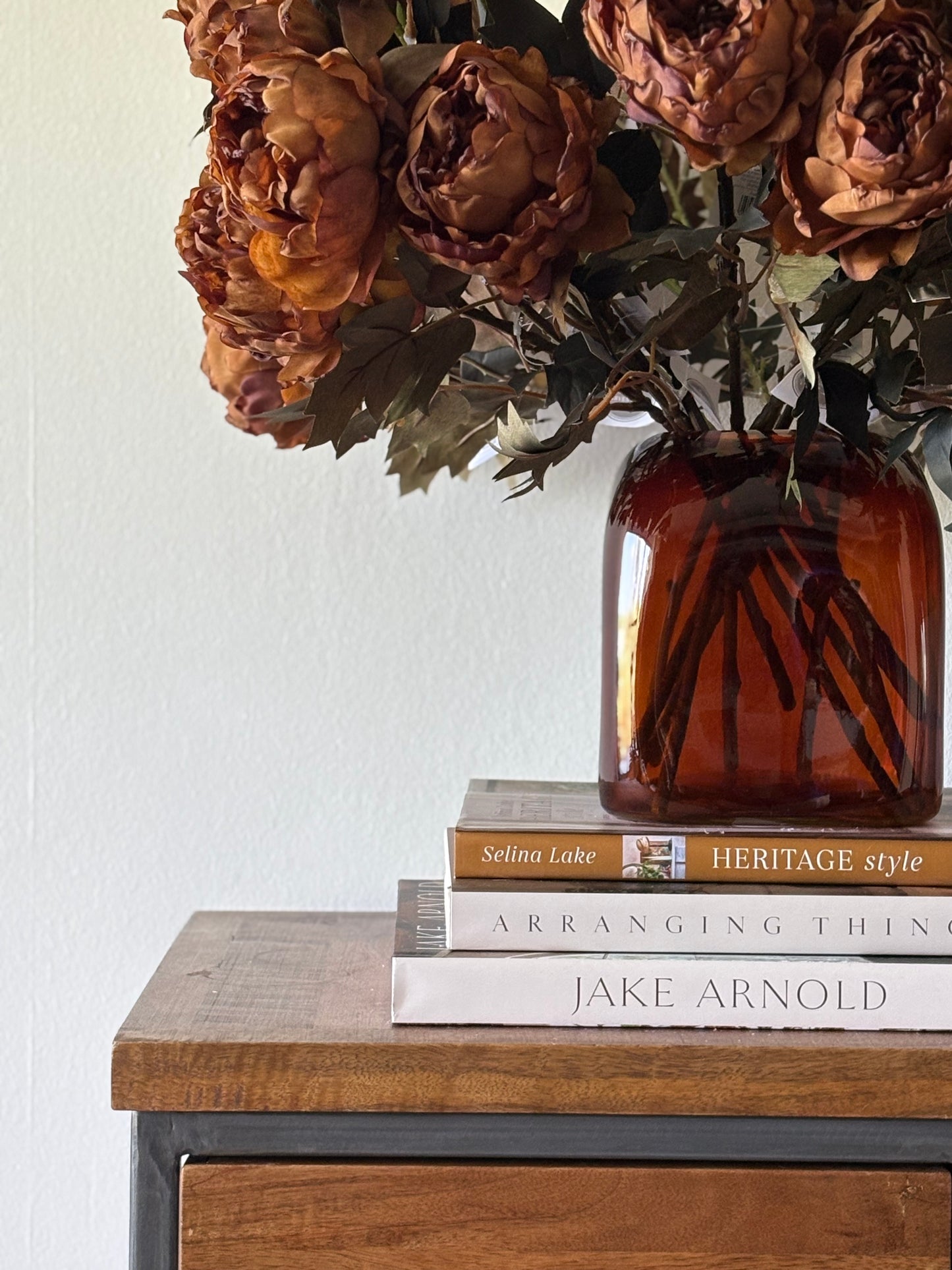 The Amber Vase | Luxury Home Decor