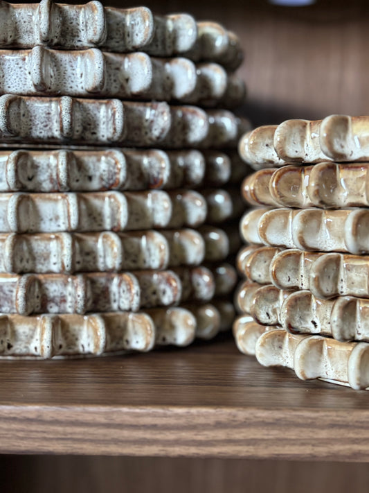 Round Stoneware Plate