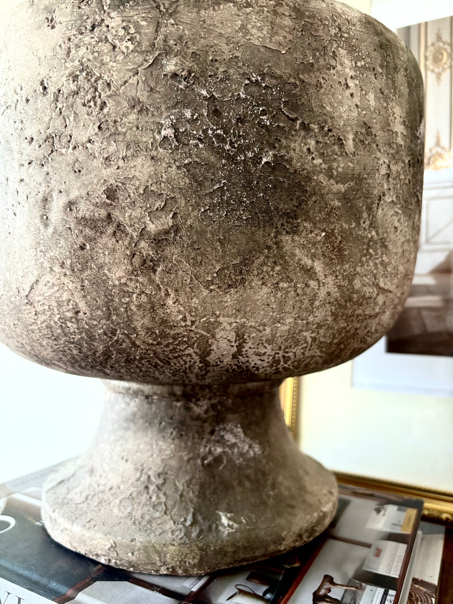 PreLoved Footed Planter | Sandstone Effect (Large)