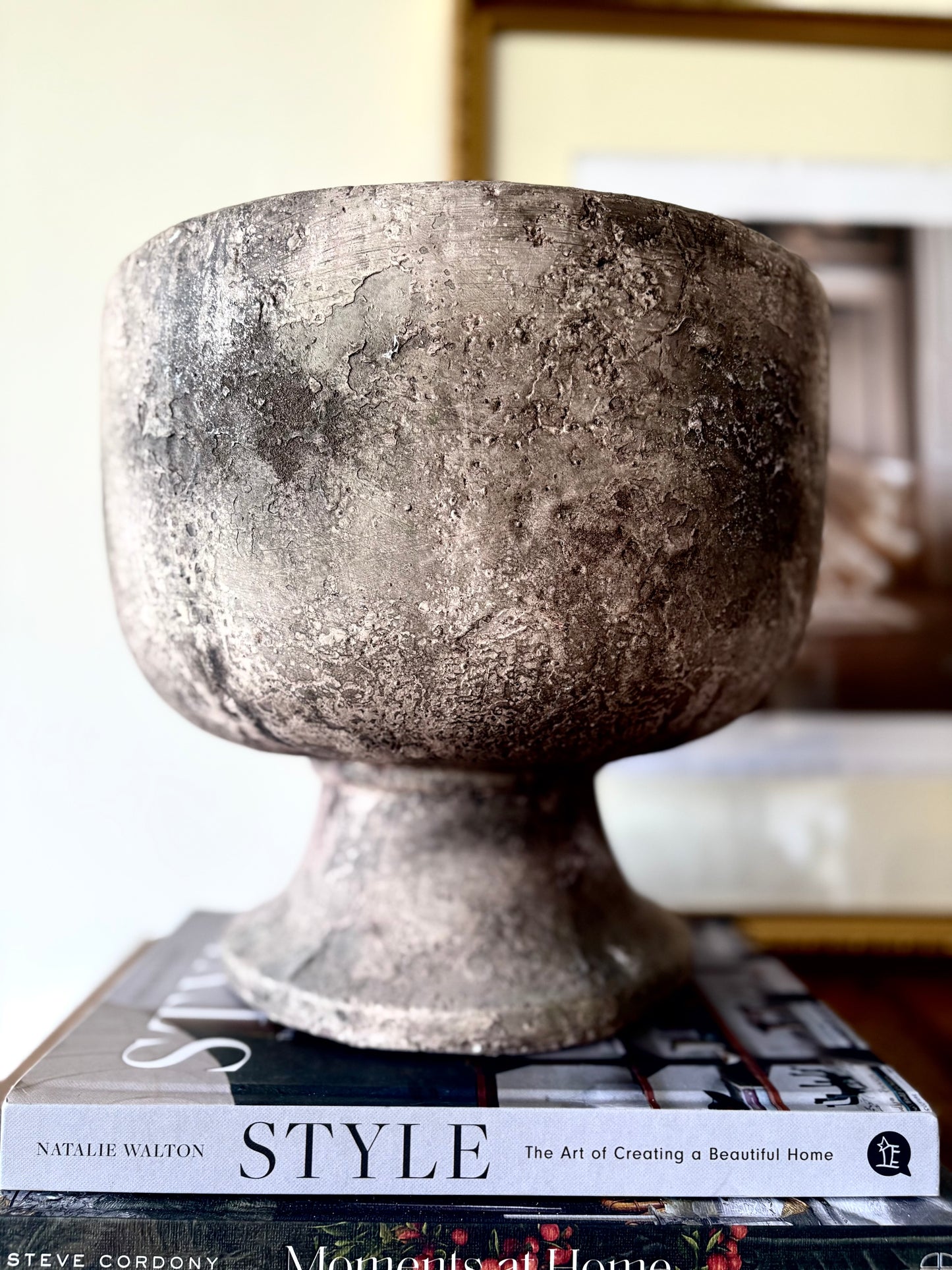 PreLoved Footed Planter | Sandstone Effect (Large)