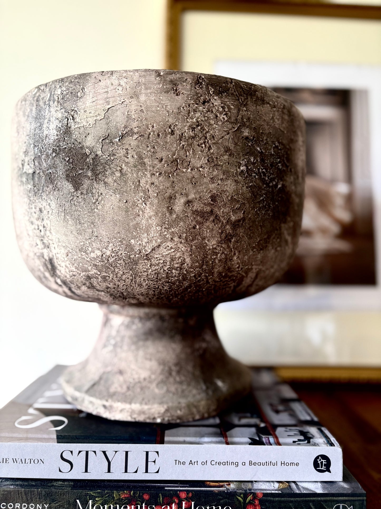 PreLoved Footed Planter | Sandstone Effect (Large)