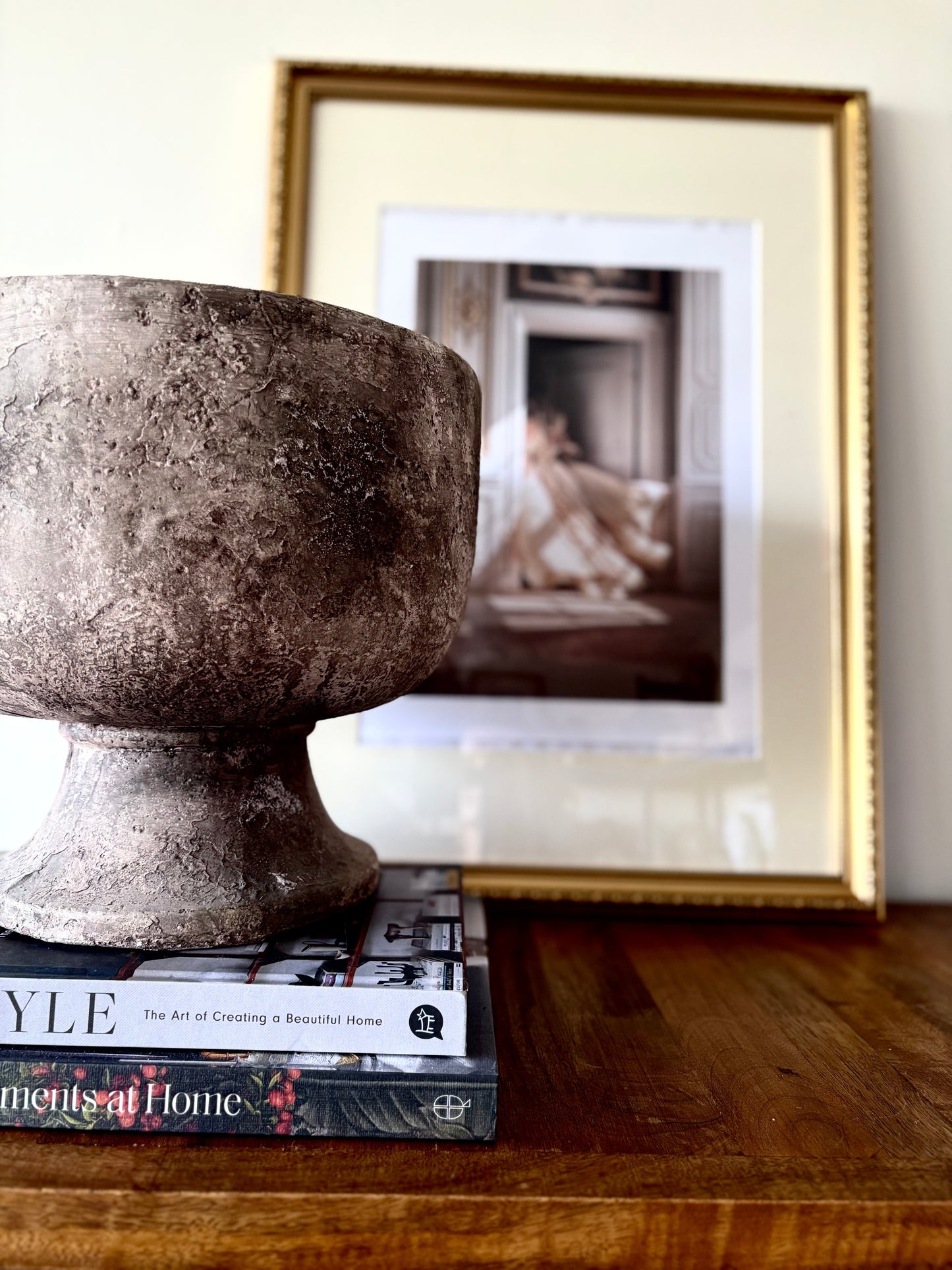 PreLoved Footed Planter | Sandstone Effect (Large)